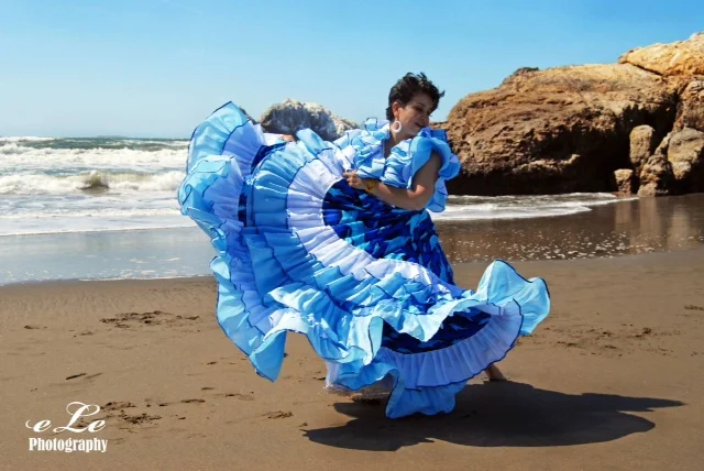 Dance Lesson: ¡Cumbia!