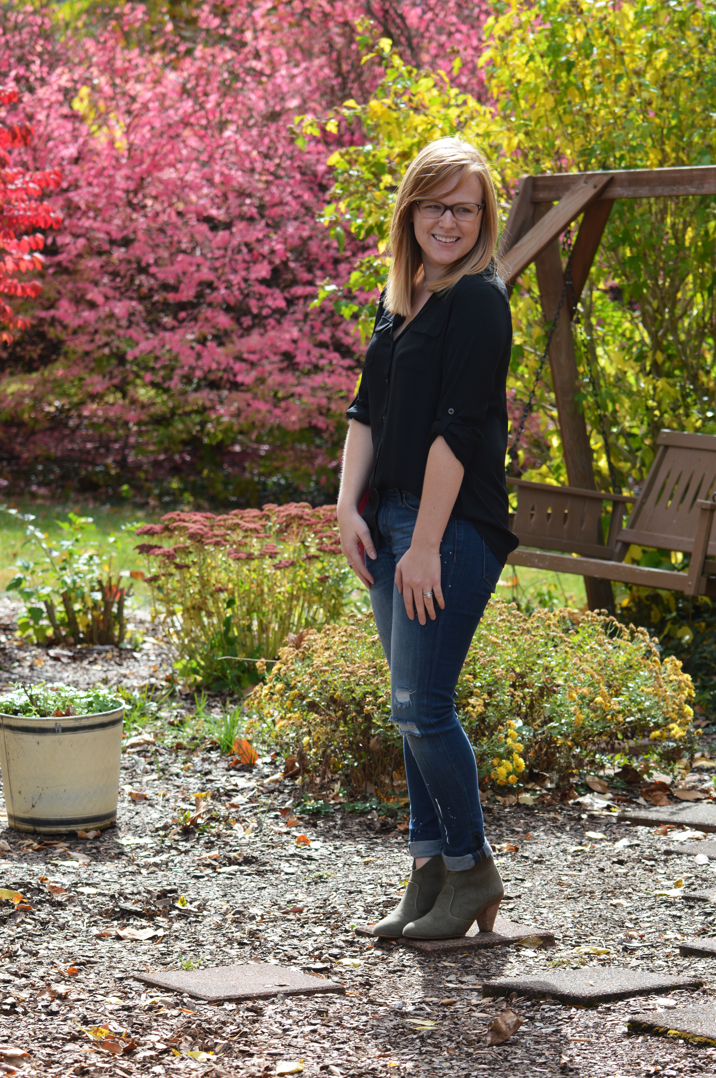 Maggie a la Mode - Ann Taylor LOFT Utility Blouse, Banana Republic distressed jeans, Anthropologie boots, Kate Spade satchel