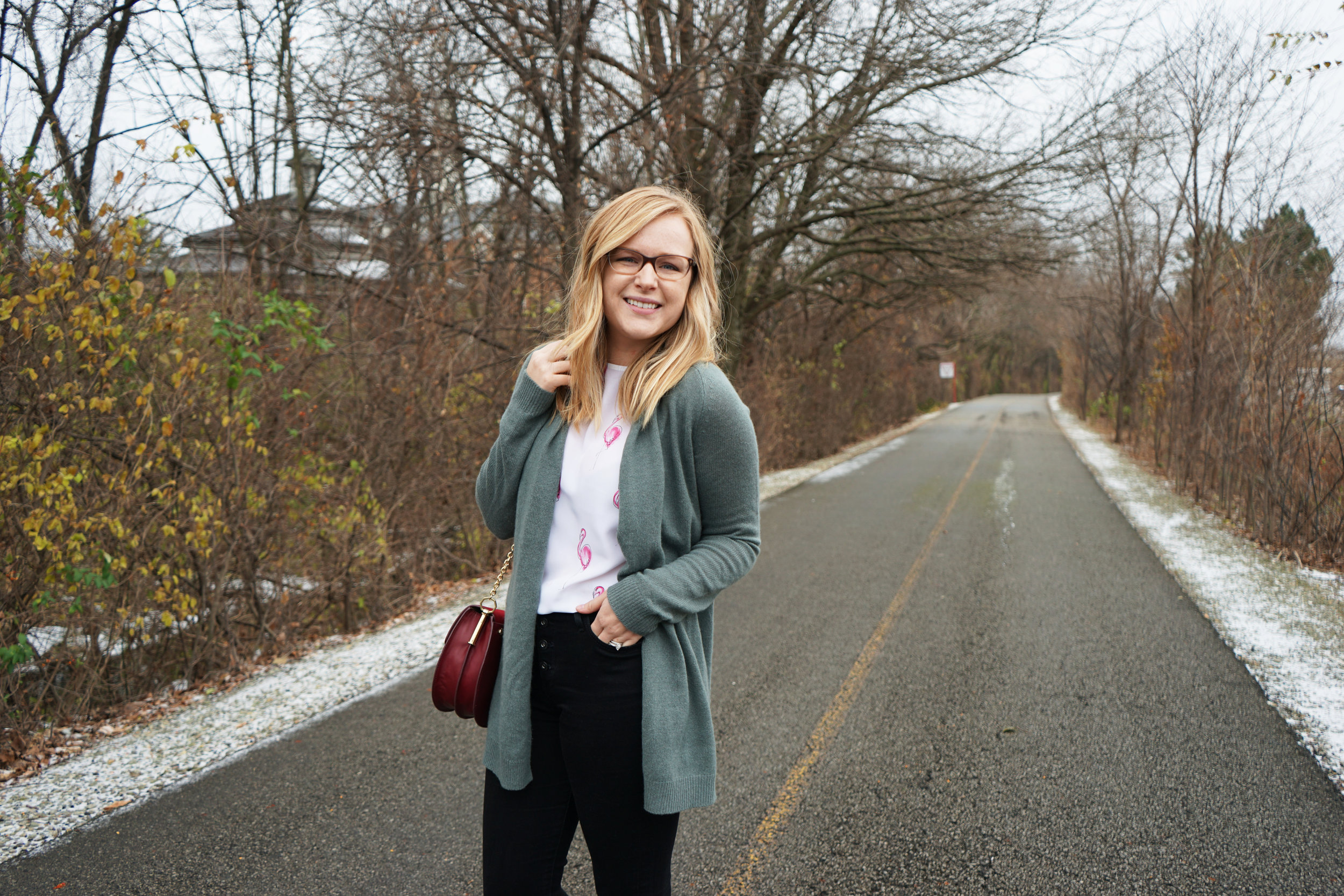 Maggie a la Mode - Equipment Lyle Tank Happy Pink Flamingos, Theory Ashtry J Cashmere Cardigan, AG Button Up Fly Jeans, Louise et Cie Jael Shoulder Bag