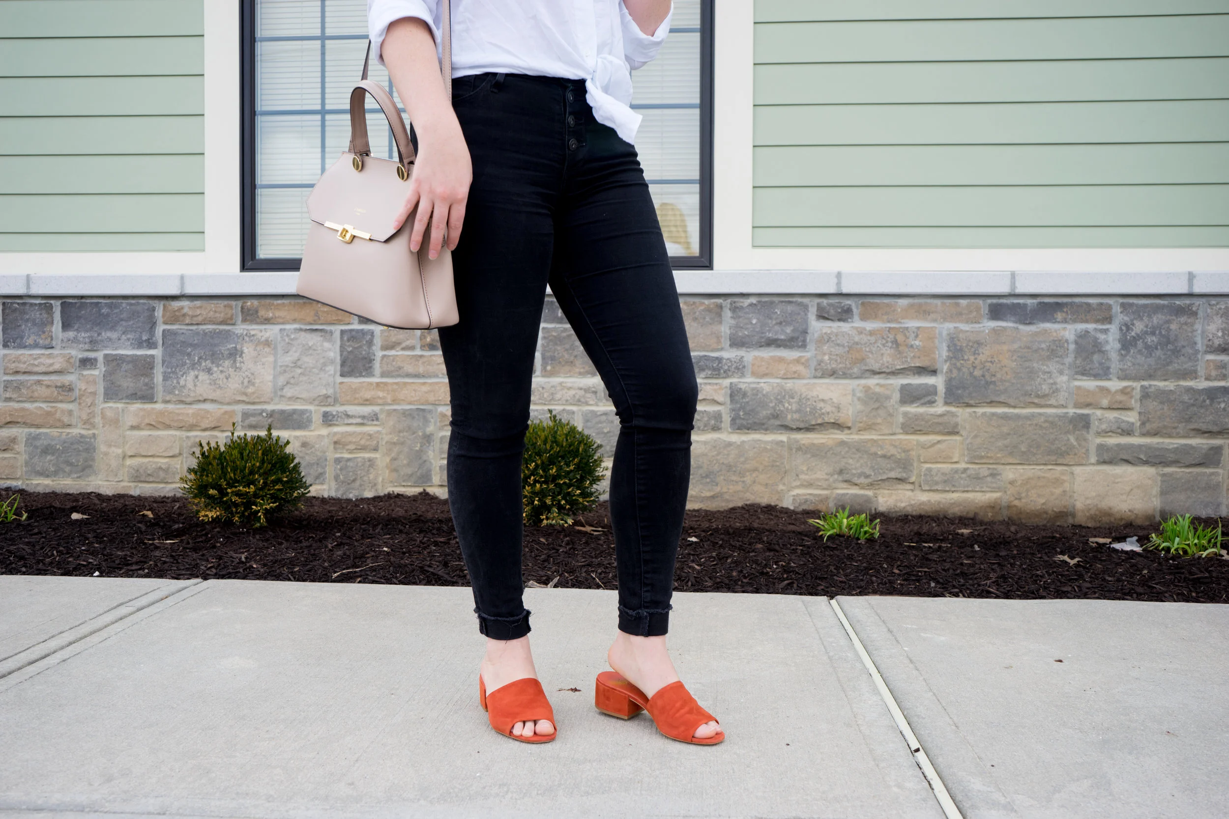 Maggie a la Mode - Vince Rachelle Slides, Madewell Tie-Front Shirt, AG Farrah Button Front Jeans, Camelia Roma Leather Handbag Cameo