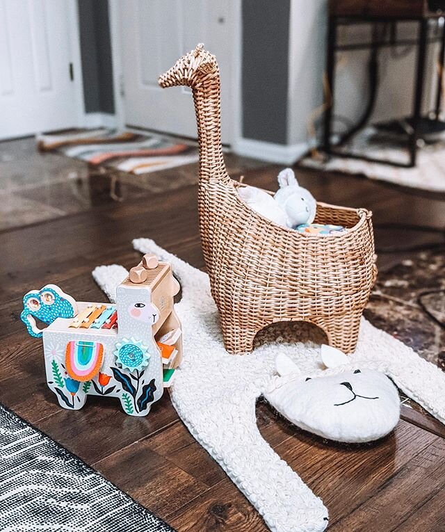 We&rsquo;re a big fan of animals around here 🦙🦒🐑 Buying cute baby things to &ldquo;furnish&rdquo; our home with is low-key one of my favorite things 🥰 Btw, all of these are under $100! Shopping deets are through the ~link in bio~ haha 😆

http://