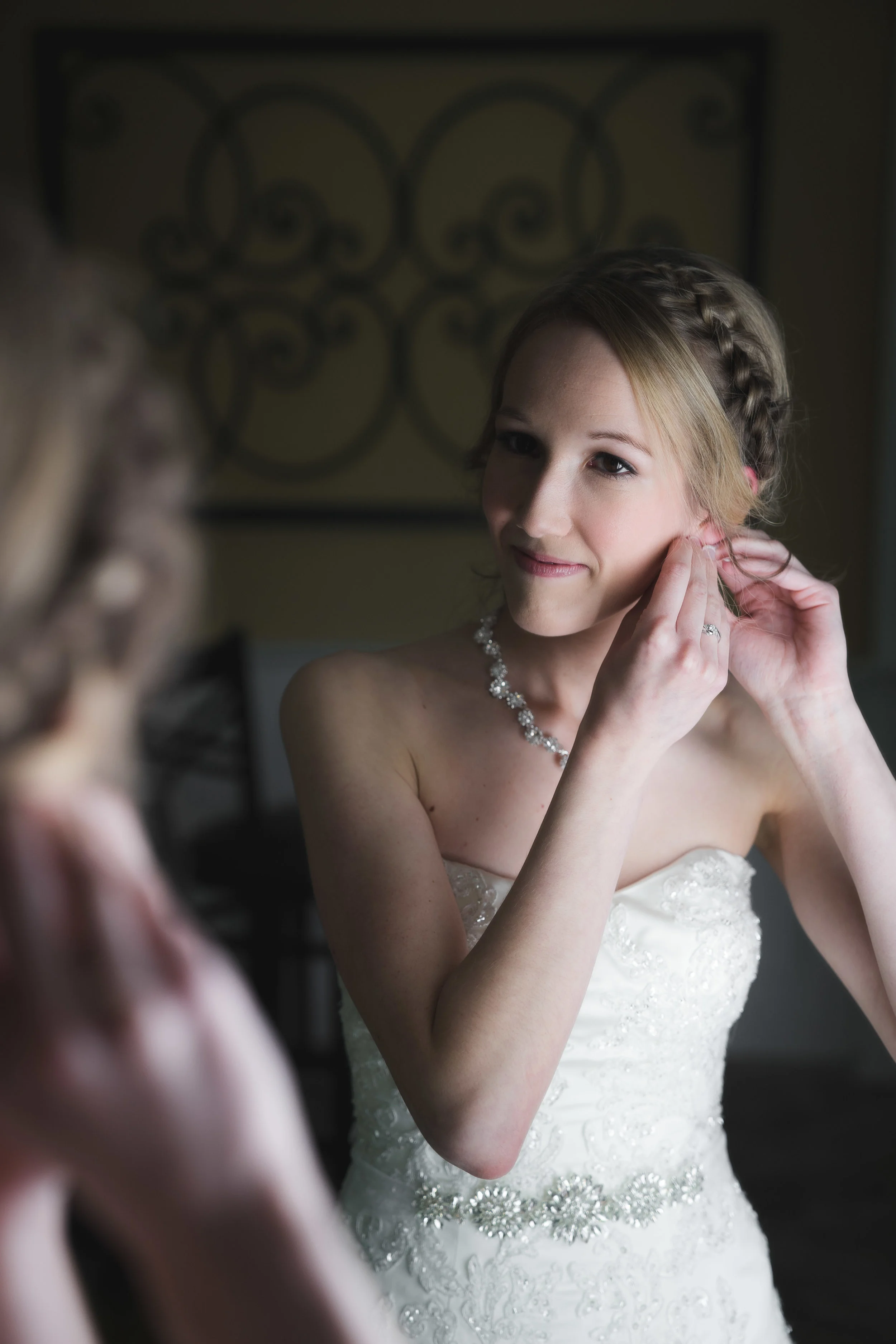 Greenville Wedding | Morningside Baptist Church Spartanburg SC Bride putting on earings