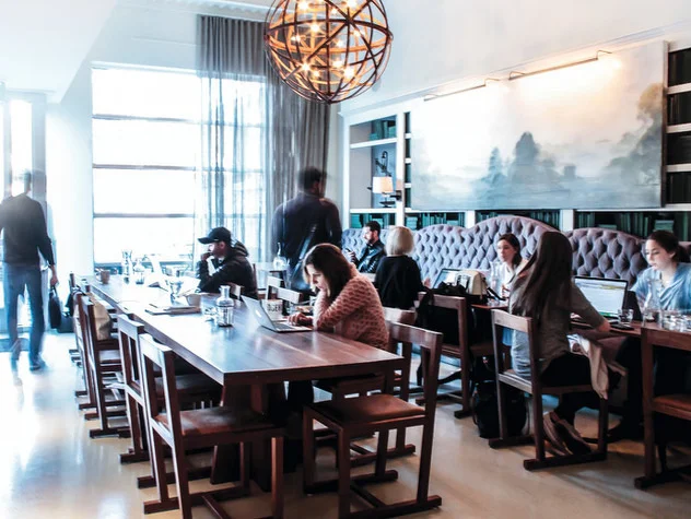 Чед махачкала. Кафе номер 1 махачкала дахадаева. Кафе изюминка махачкала. Ресторан в родопском бульваре. Башня в горах махачкала кафе.