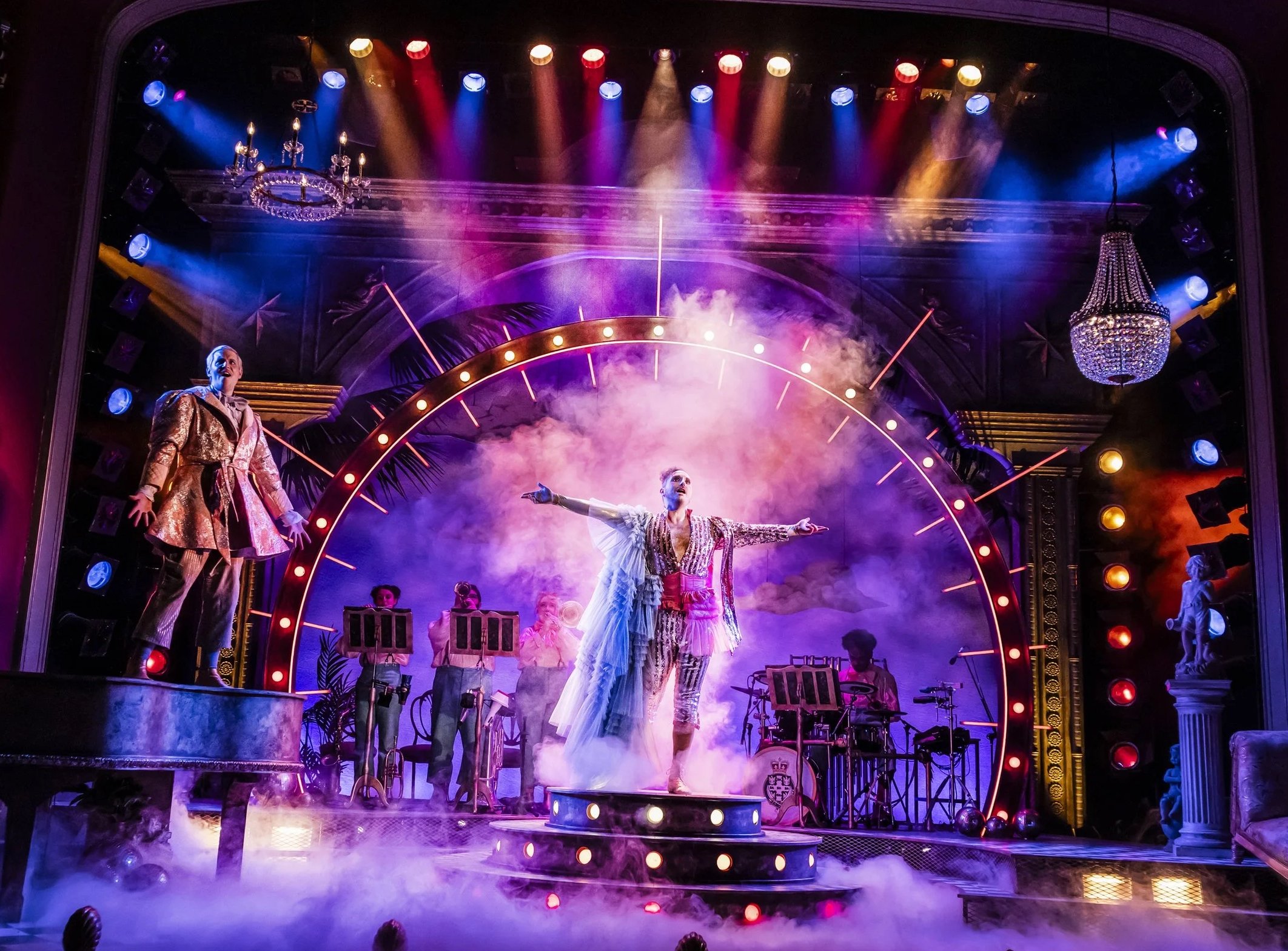 cropped 083_Full+Company_HTWAH_Pamela+Raith+Photography.jpg copy.jpg