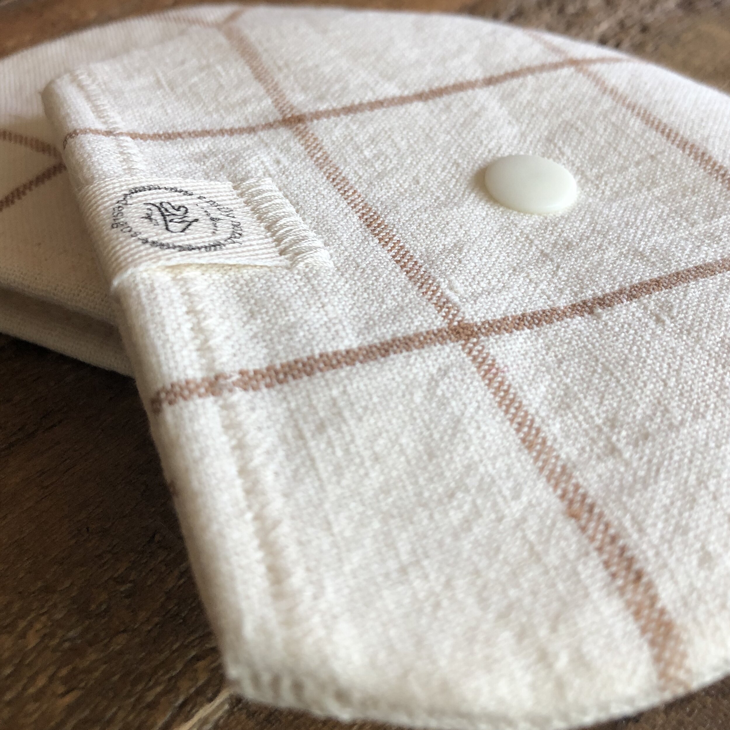 48012781-F634-4FC2-8C91-314384F7482E