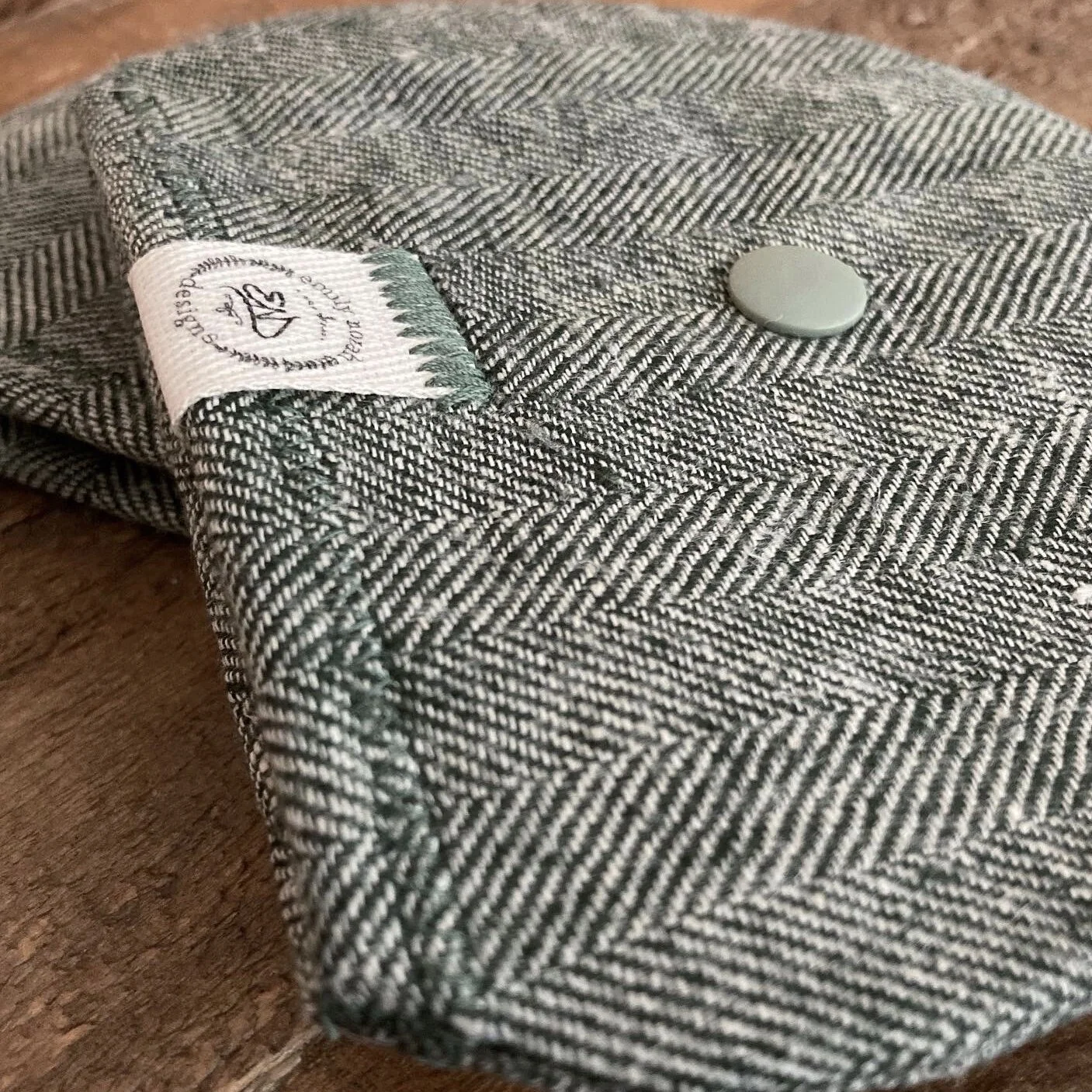 454442C0-30E4-43E9-A067-5D8DDEA43B36