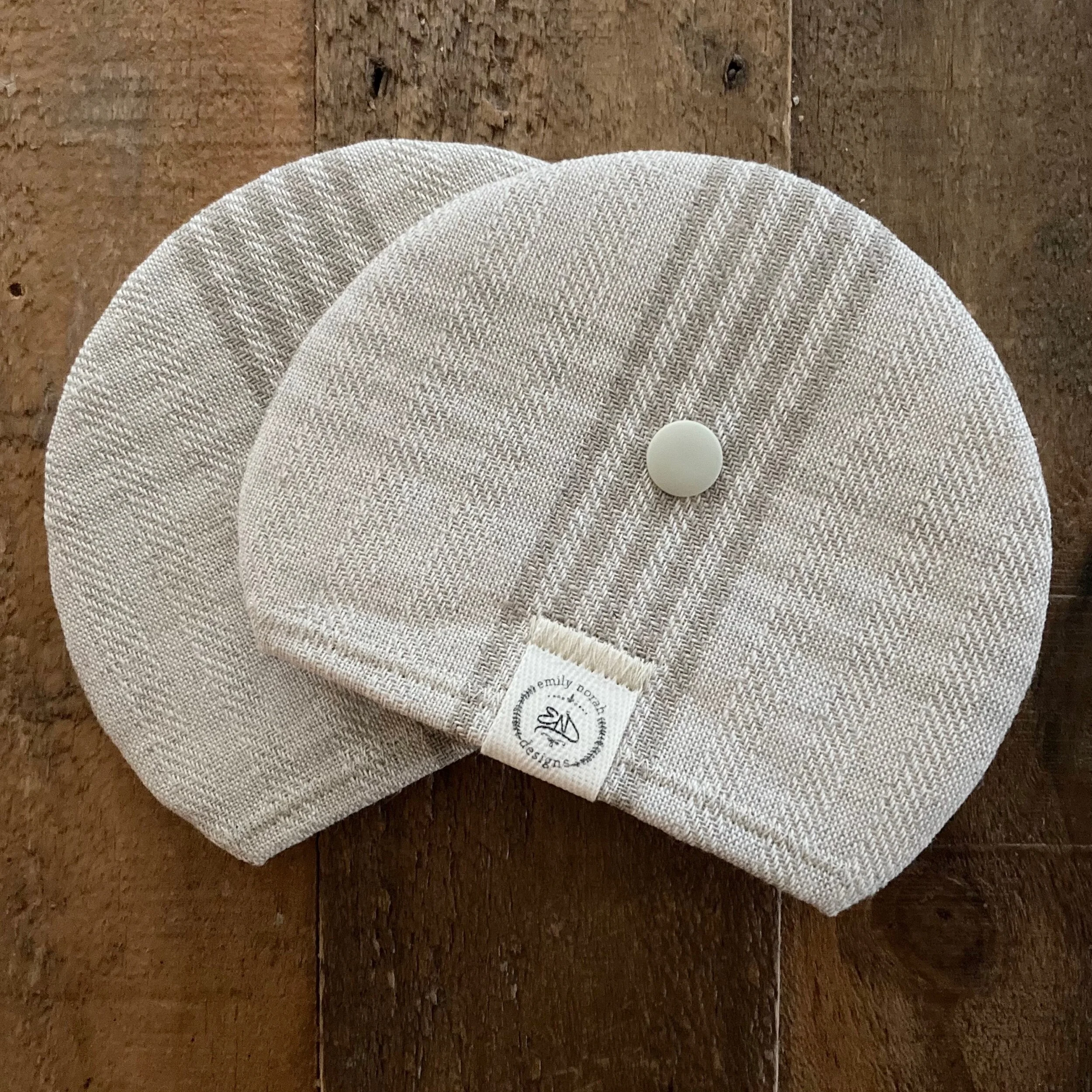 FDAEBF33-E26D-4561-883E-24B2C531DAA7