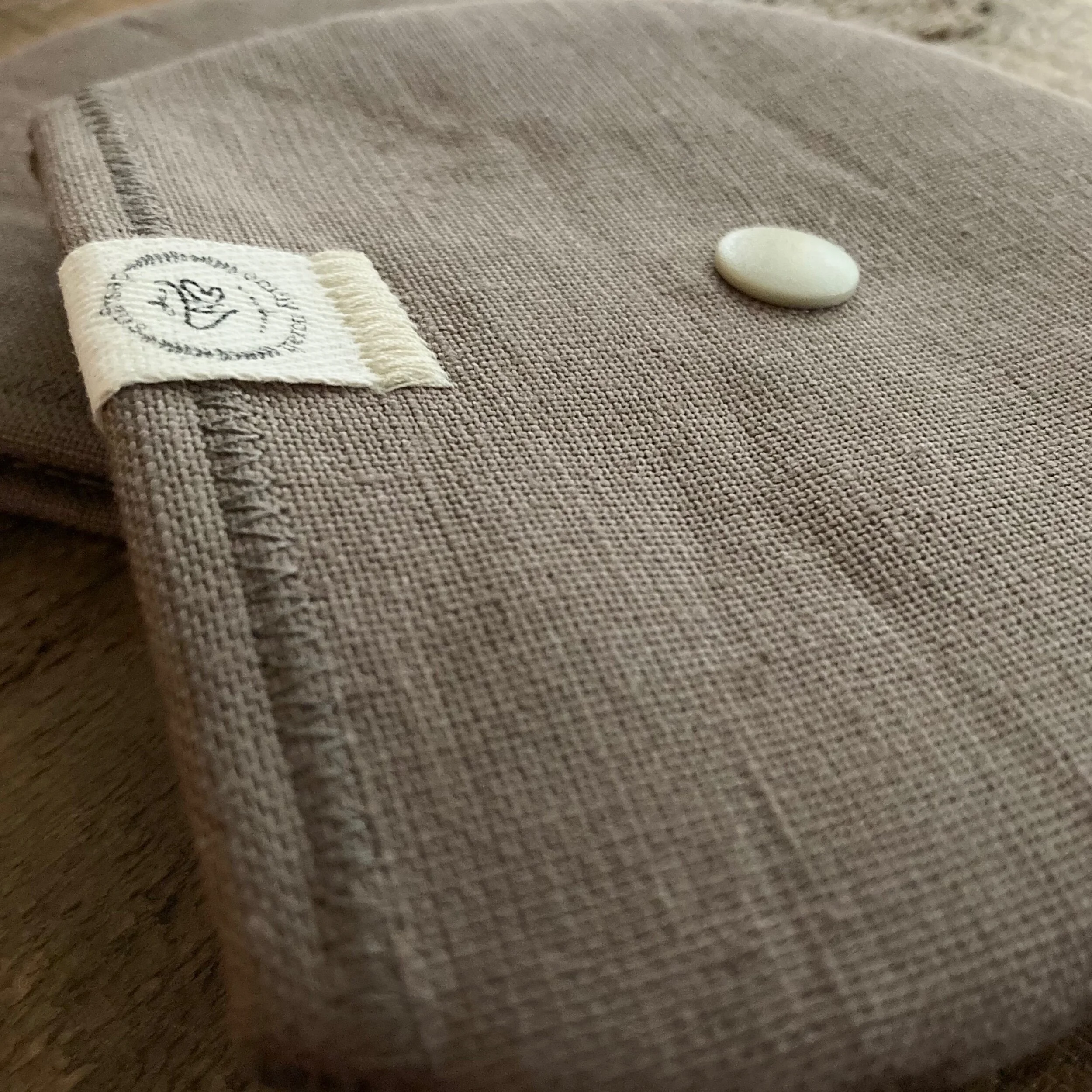 E1FE1A8A-5E7F-447B-8ADF-F4DC08C8A490