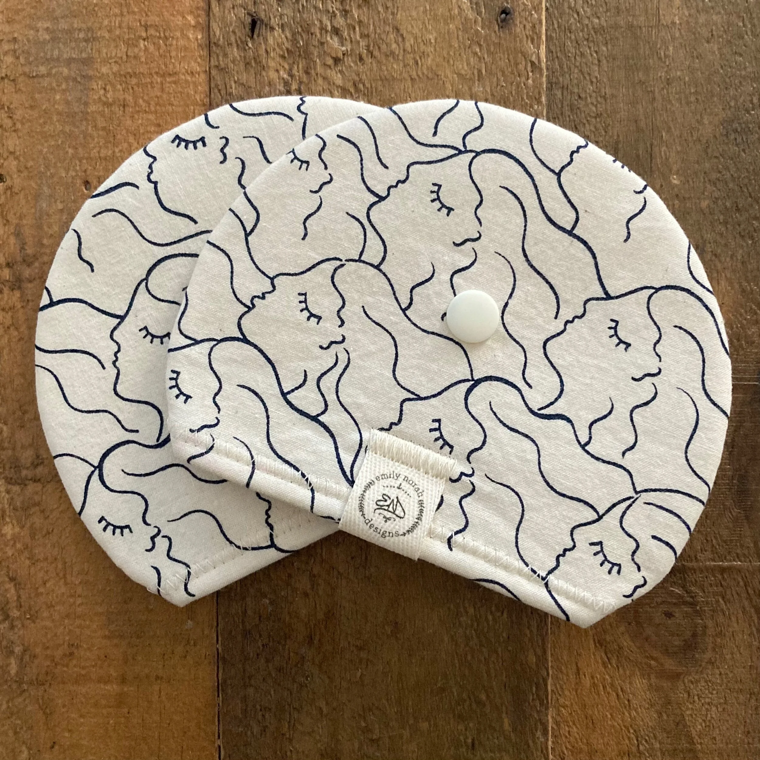 DC5F97A6-3887-439B-9A8A-9B72B5D17644