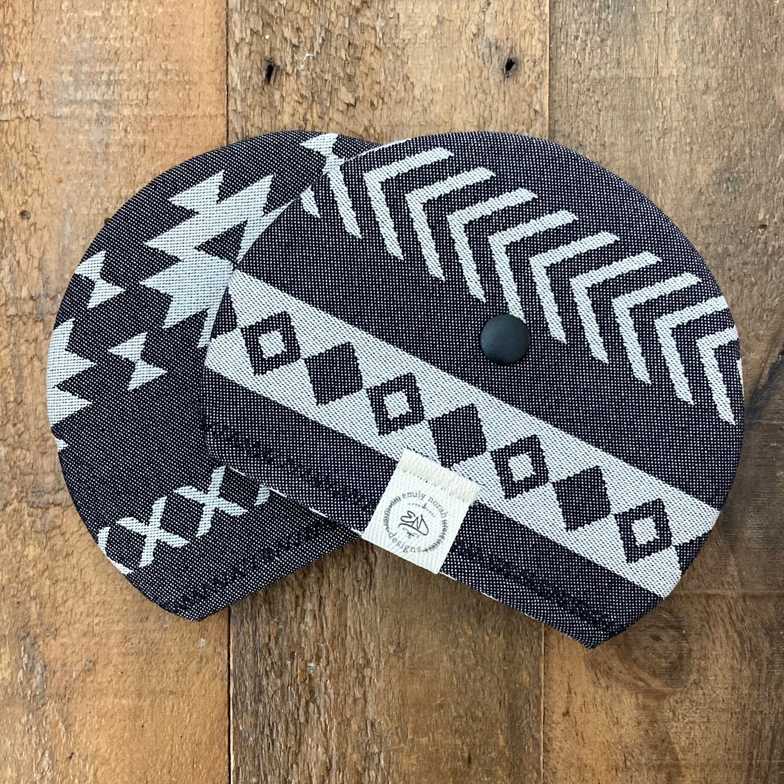 08715472-FA46-4337-B8D4-FF8A29CDD1EB