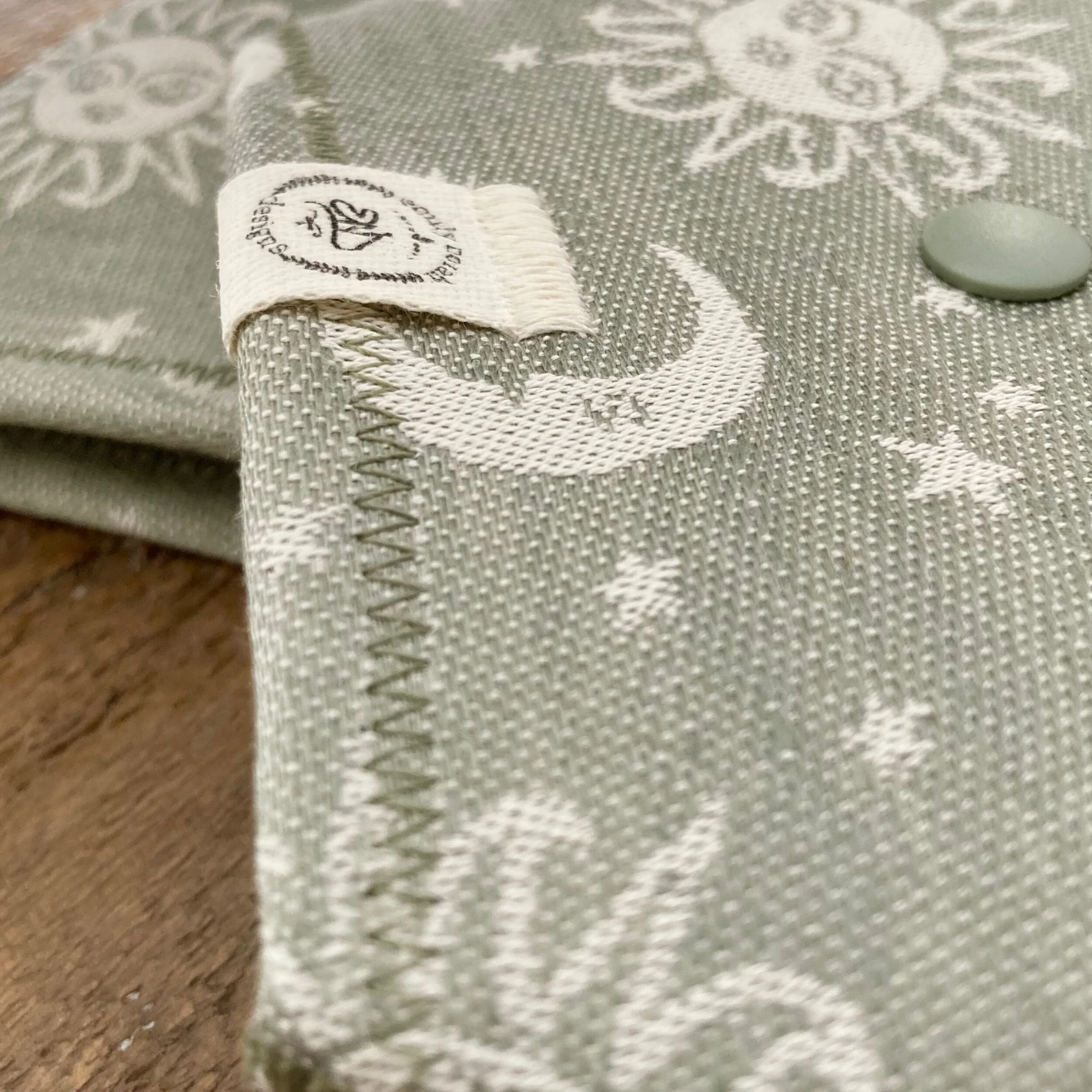 260873E9-21E1-42D3-AC47-FE1FD84D7CE9