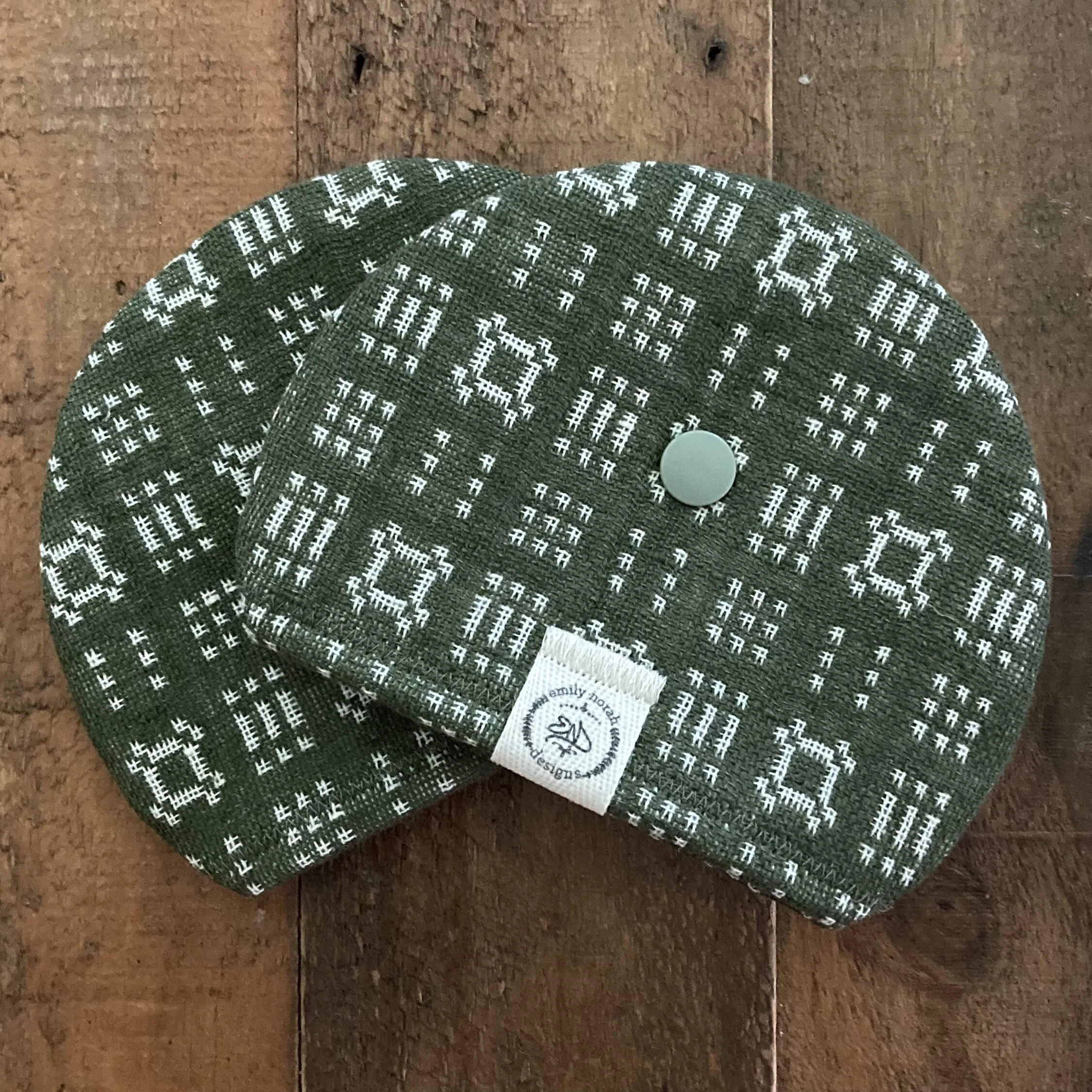 D2FBE236-3CFC-4A7A-9C6E-093B2920A352