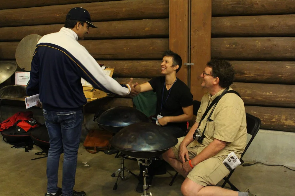 How to play the handpan for beginners - Tips and resources