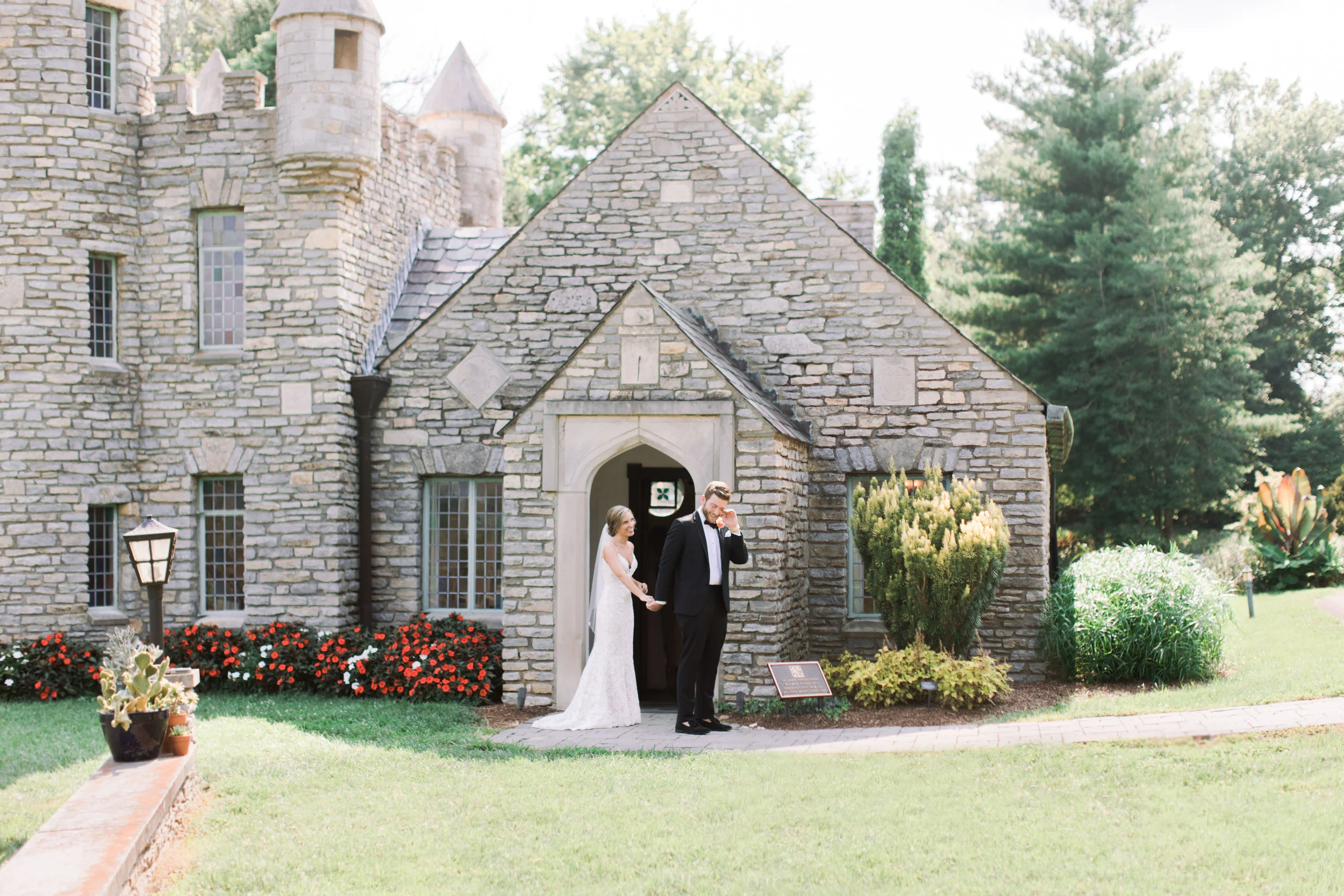 Yew Dell Botanical Gardens Wedding Preview-11.jpg