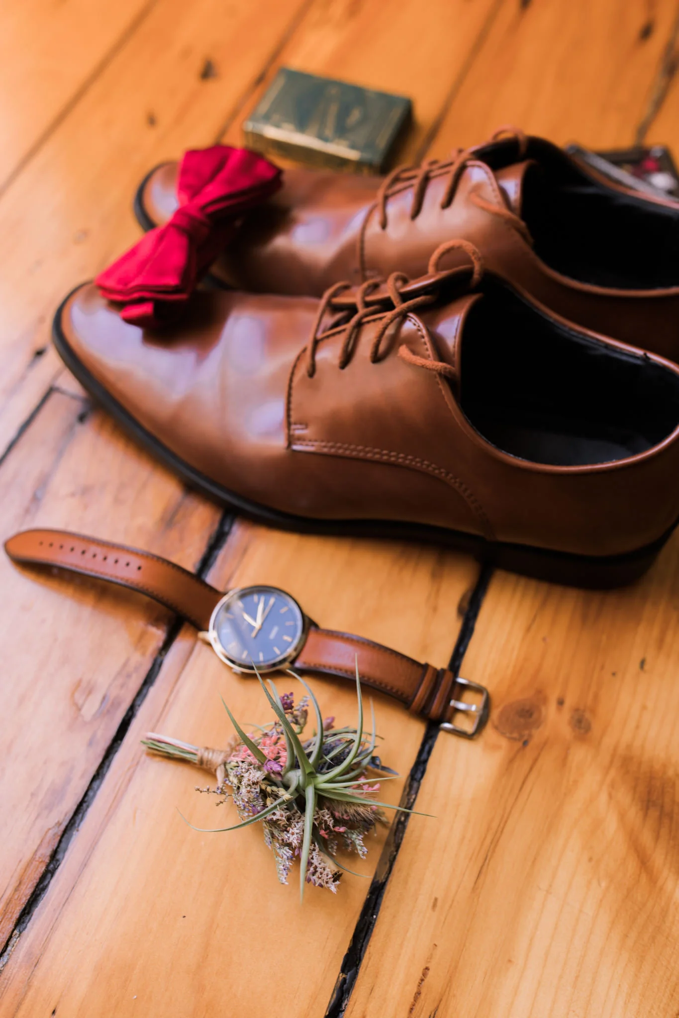 What Should I Include In My Flat-Lay Photos?