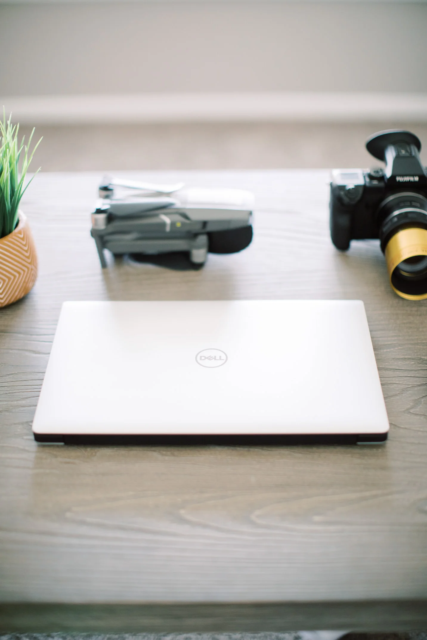 Best Photo Editing Laptop for Wedding Photographers, the Dell XPS 15