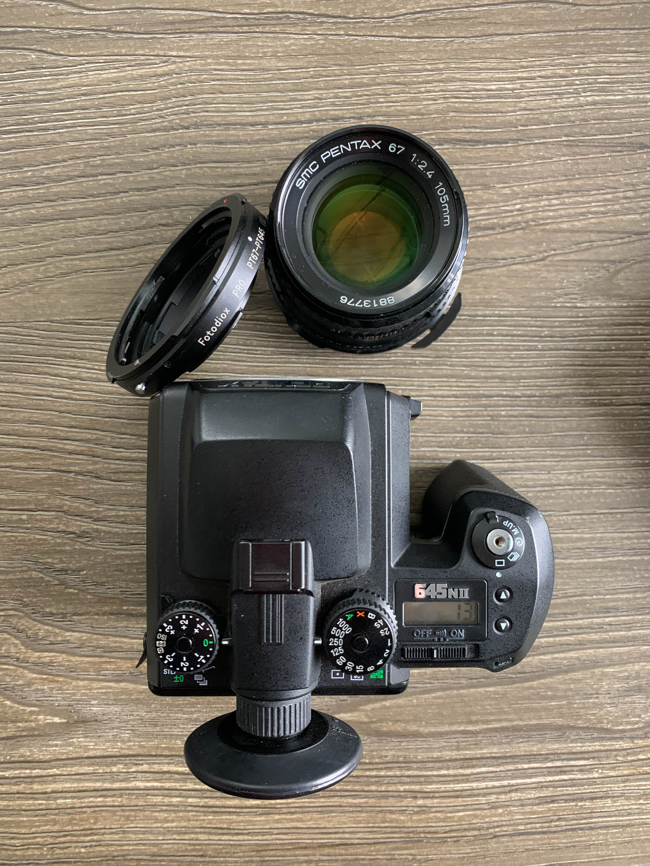 カメラ レンズ(単焦点) How Can I Tell the Differences Between the Pentax 105mm f/2.4 Lens 