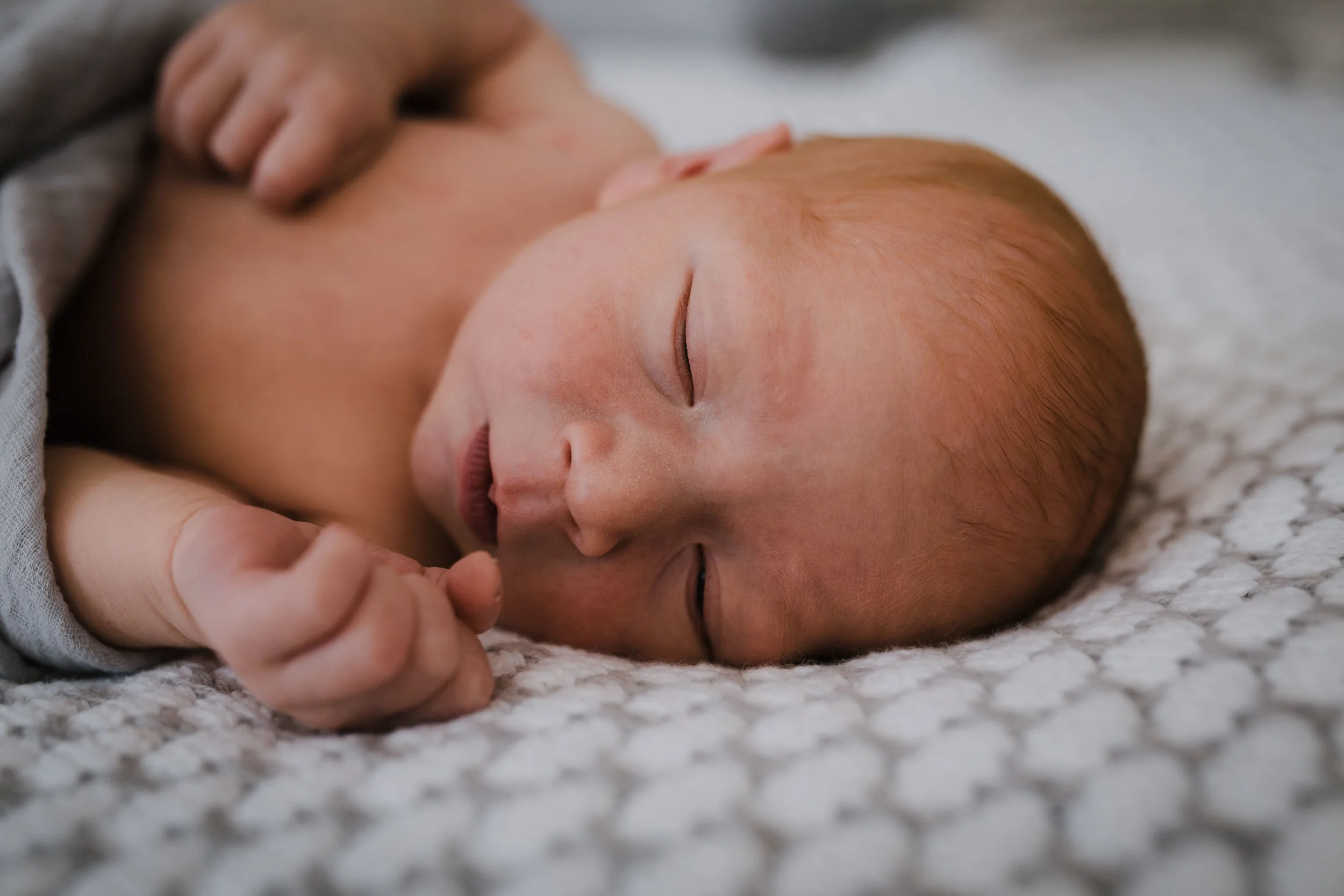 newborn hunter-105.jpg