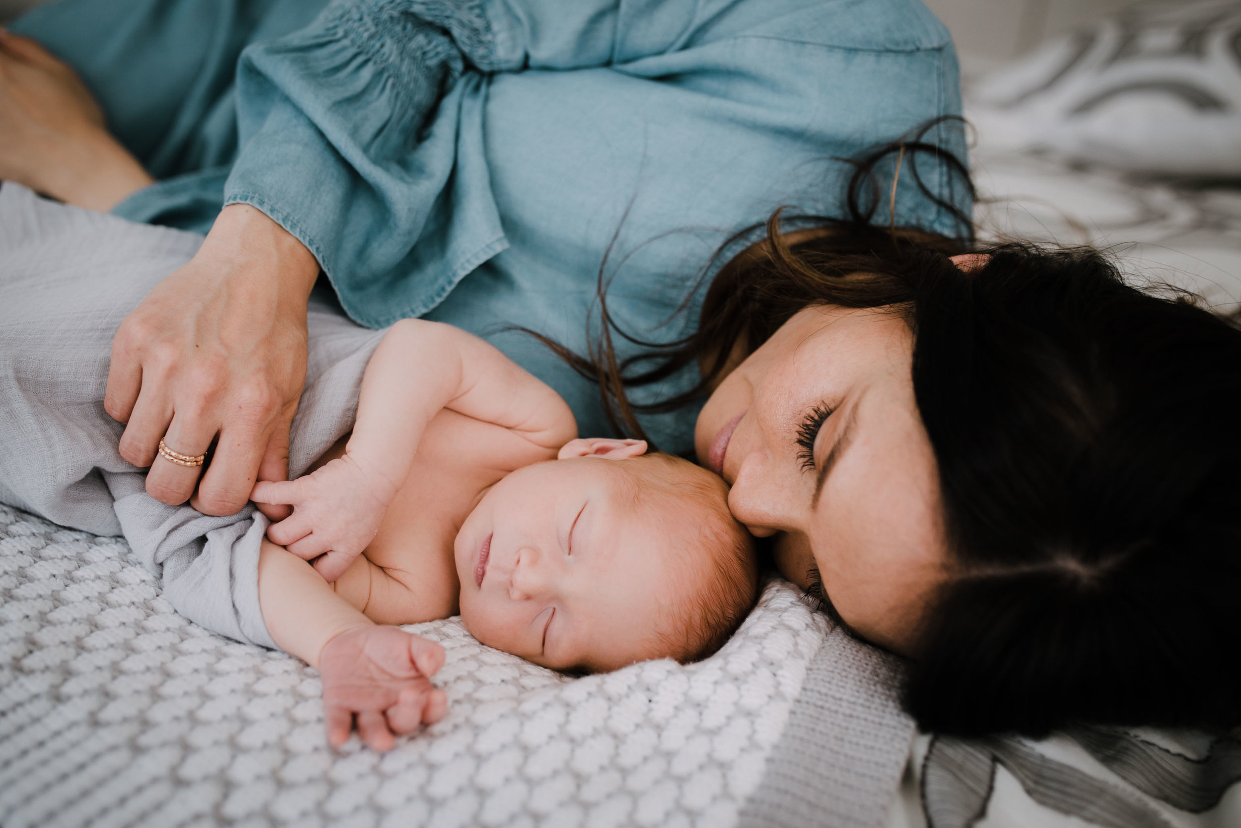 newborn hunter-126.jpg