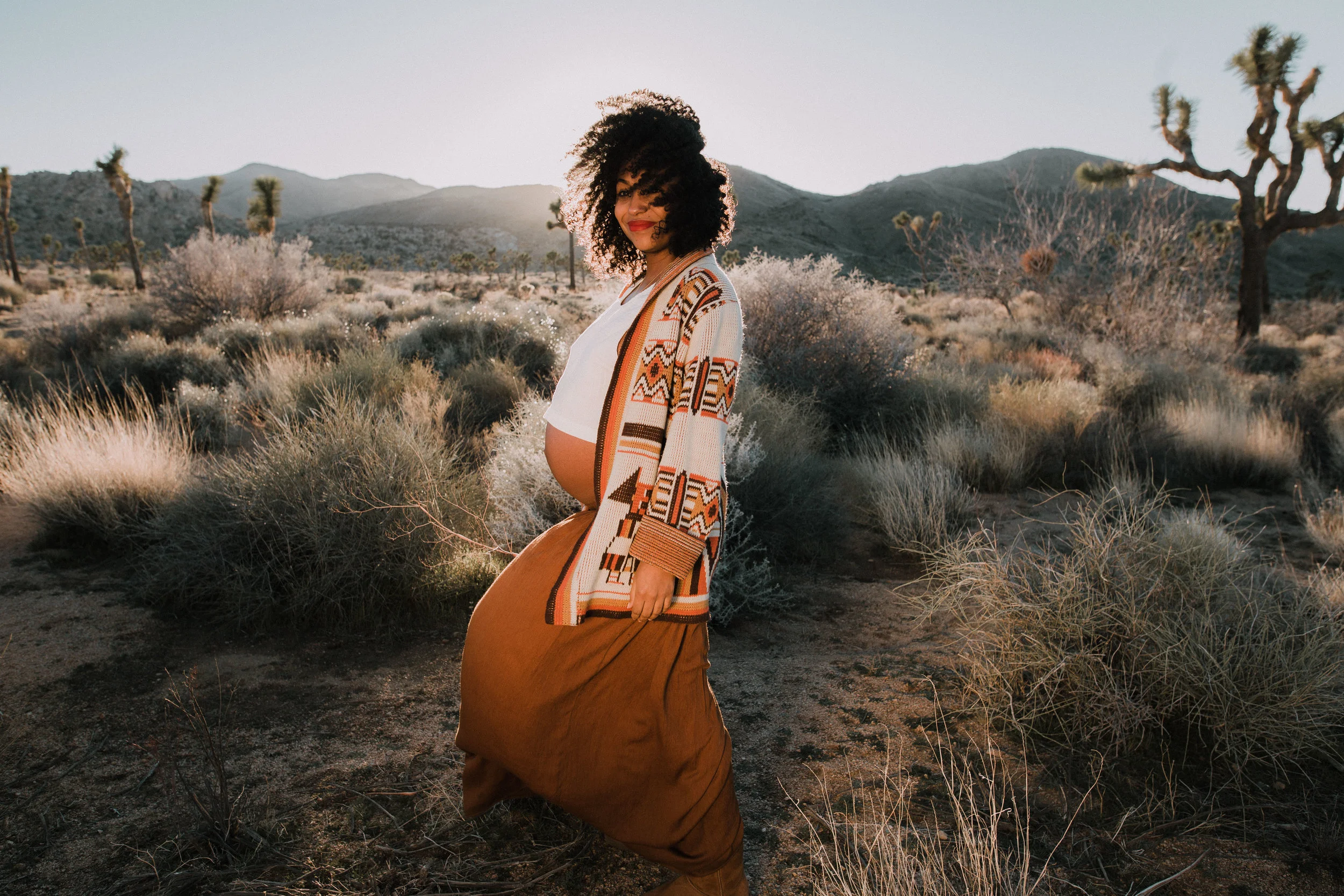 tahra maternity joshua tree-31.jpg
