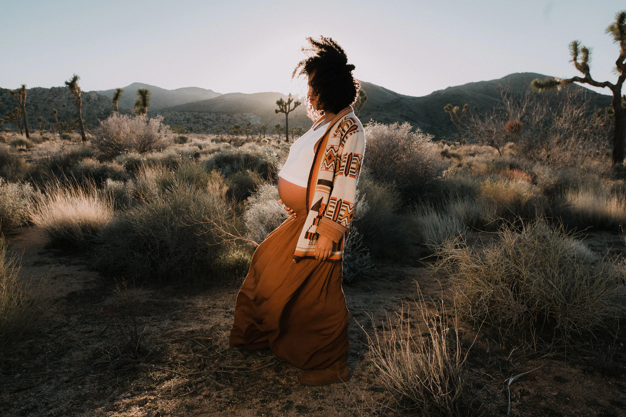 tahra maternity joshua tree-33.jpg
