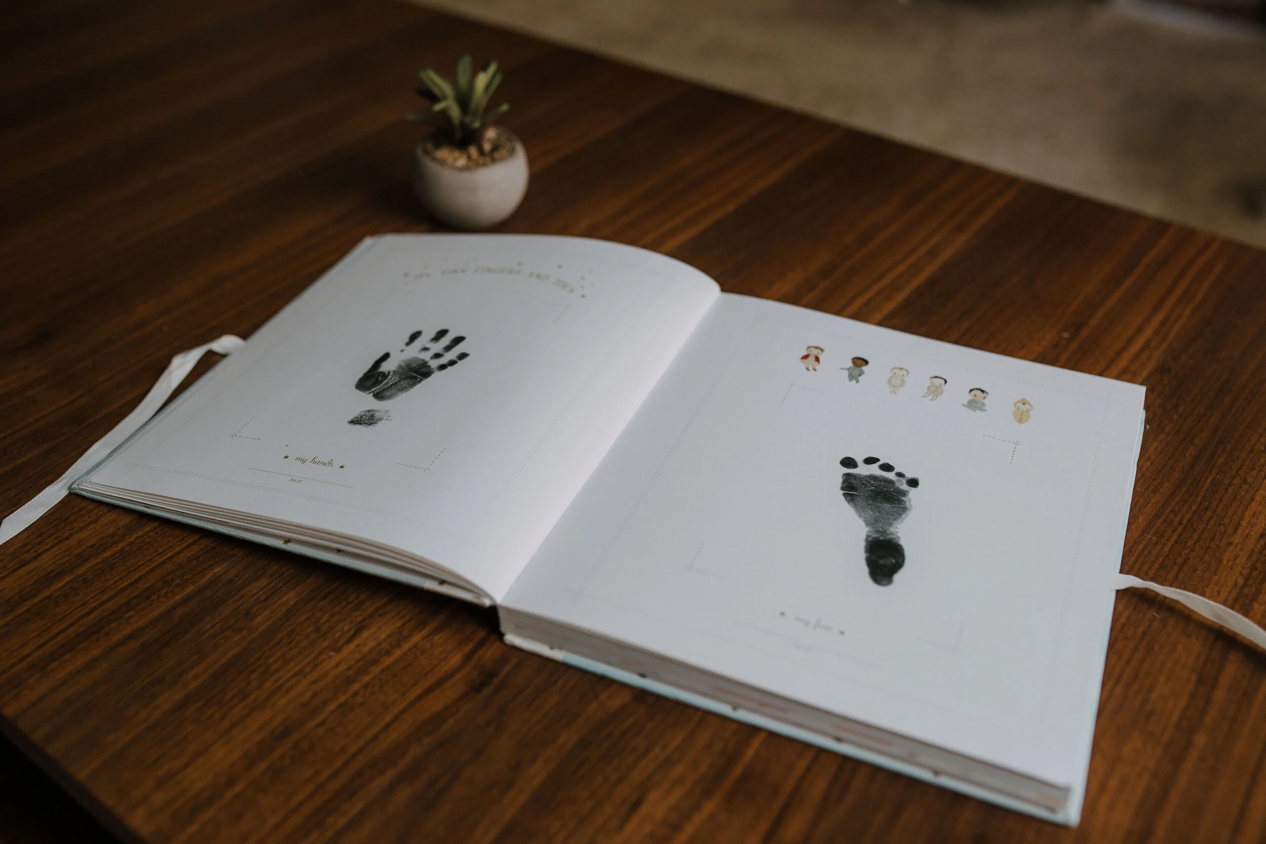 leon newborn final-249.jpg