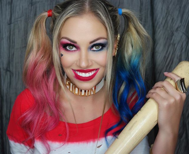 We know it's not Halloween for a couple months, but couldn't resist sharing this #HarleyQuinn look! Check out @crystal3412 for a link to the tutorial &hearts;️💙 #makeuptutorial #suicidesquad #cosplay #makeupartist #mua #youtuber #harleyquinnmakeup #