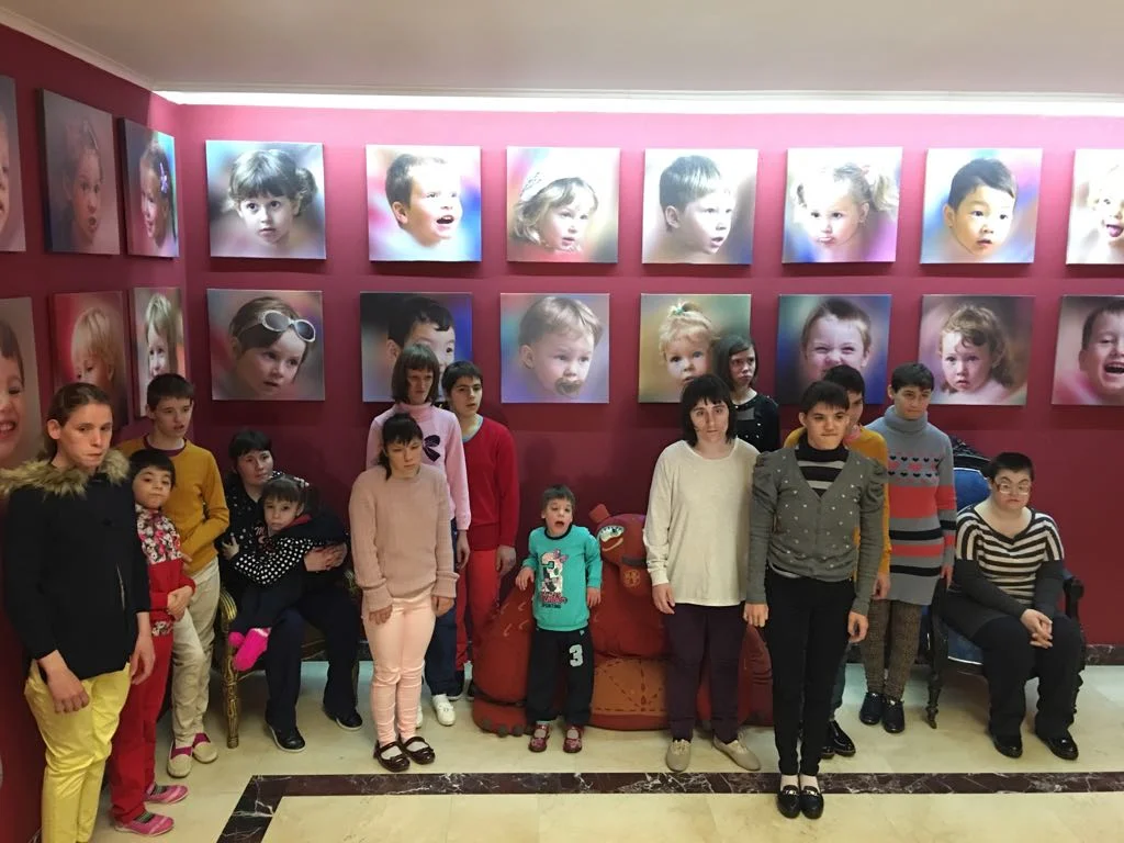 Trip to the puppet theater for Ukranian orphans