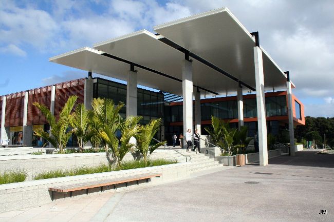 Massey University Albany - Student Amenities Building