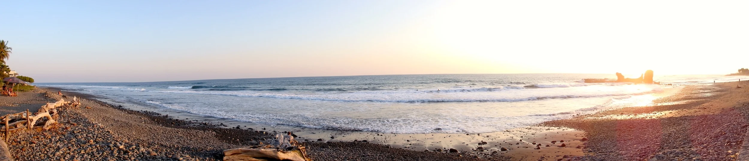  El Tunco Beach, El Salvador 