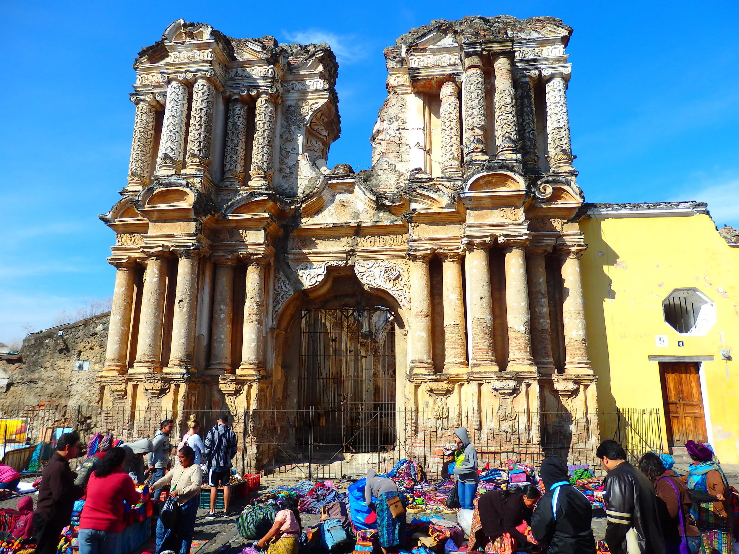  Antigua street markets 
