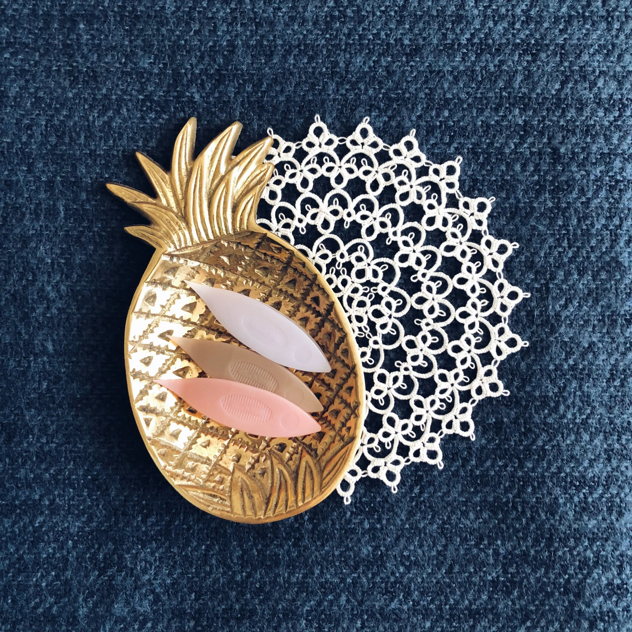 Pattern Correction: Emory Motif and Doilies