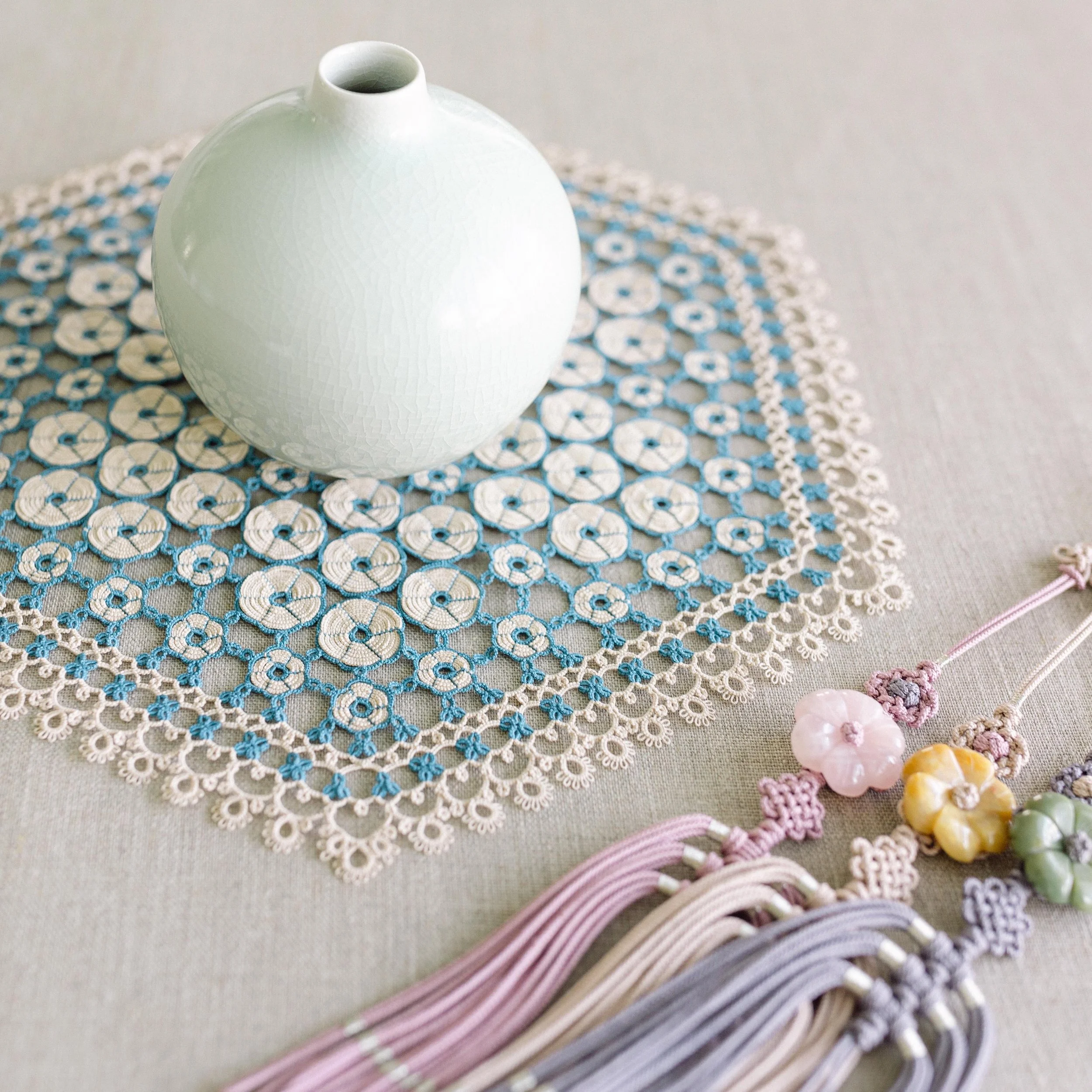 Bukchon Doily 1 was inspired by Bukchon Hanok Village, one of my favorite places in South Korea. #lovelytatting