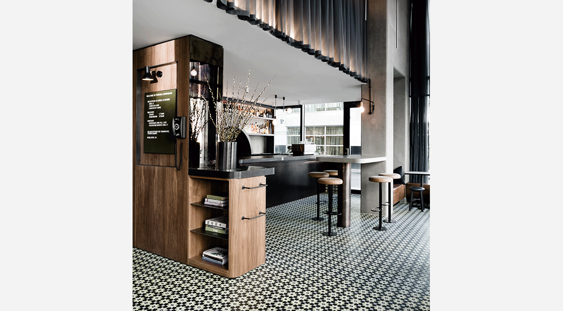 MiniBar_lowres-3-of-18.gif