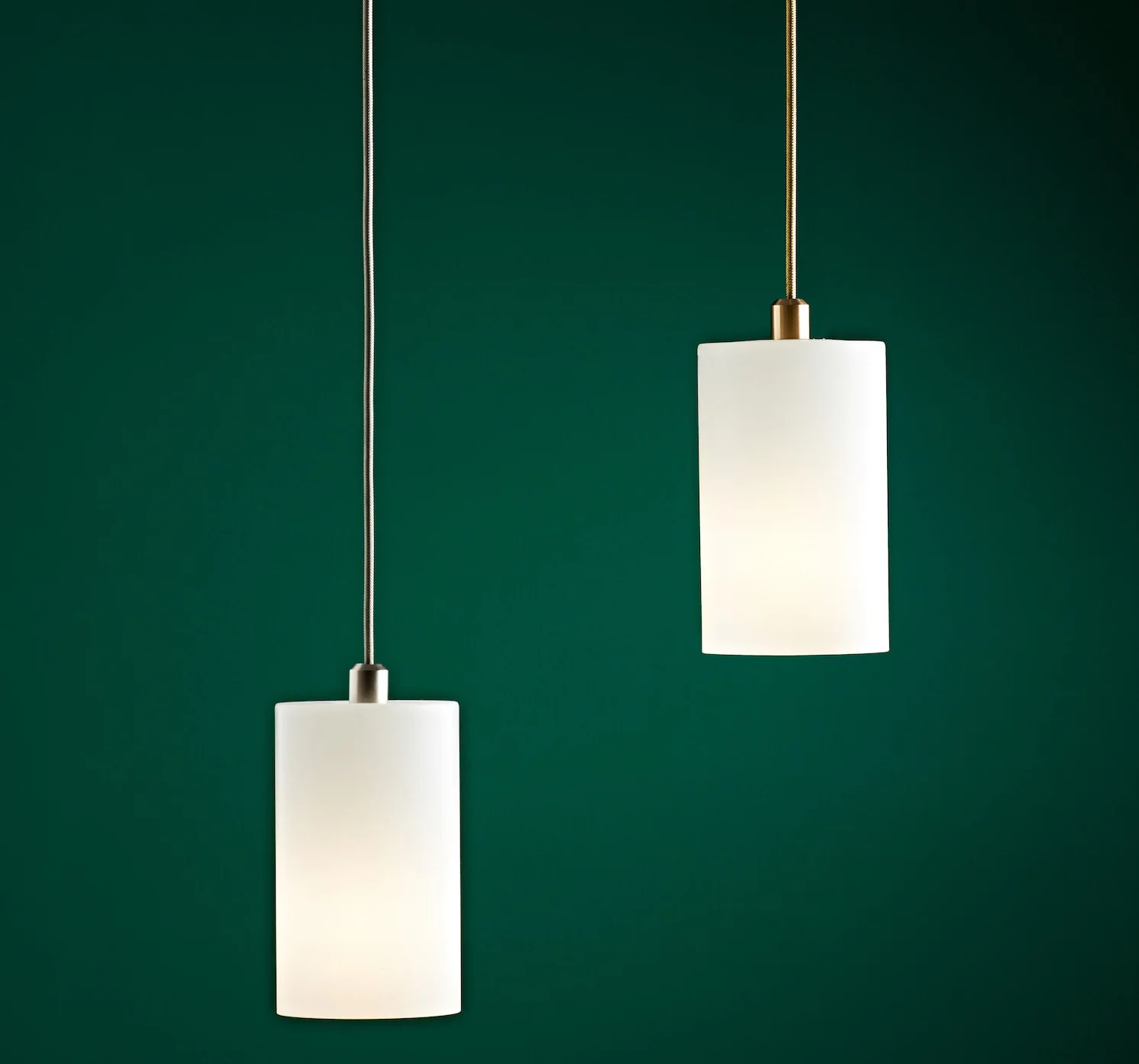 ISM Objects_Bud 200_Family Pendant_Photo credit Mike Baker, Styling Heather Nette King_Lifestyle 02 2.jpg