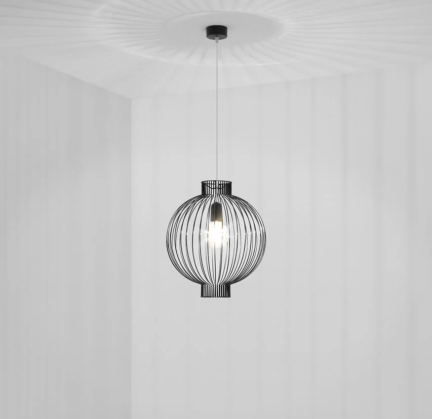 ISM Nudie Pendant Black.jpg