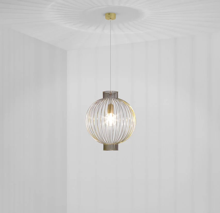 ISM Nudie Pendant Gold.jpg