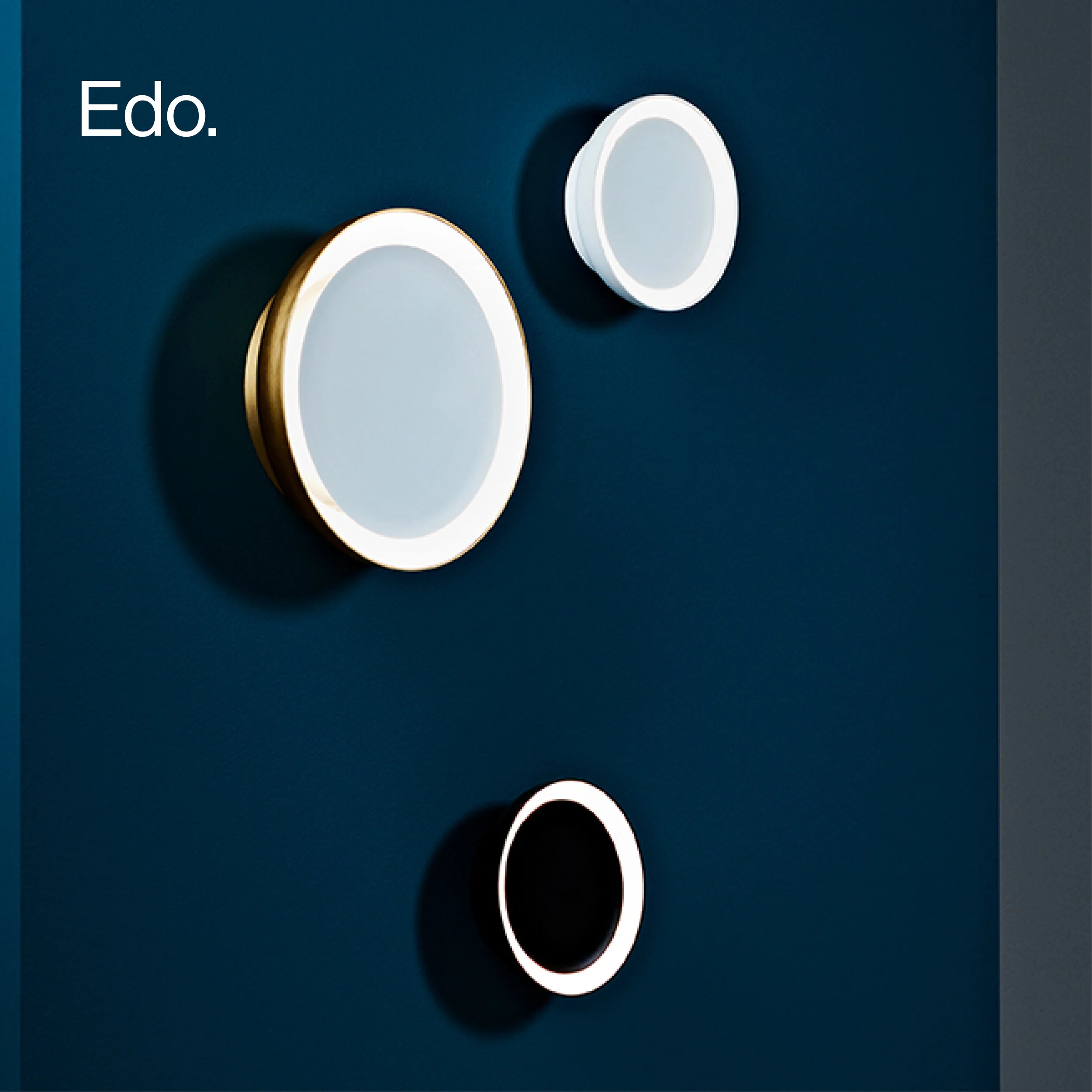 1ISM-Objects_Edo-Family-Photo_Wall_WEB.jpg