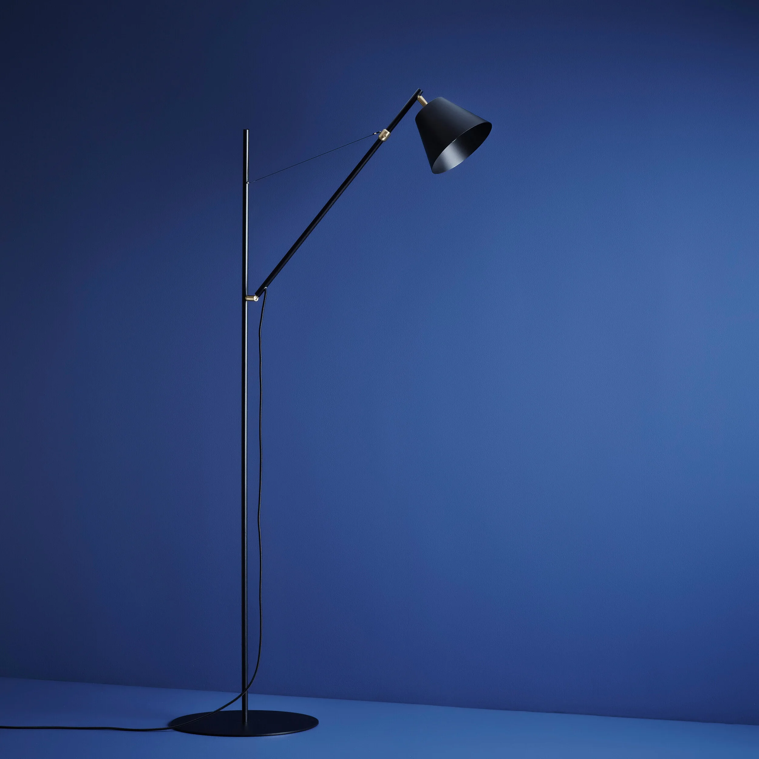 ISM Objects_Studio 6_square_Floor.jpg