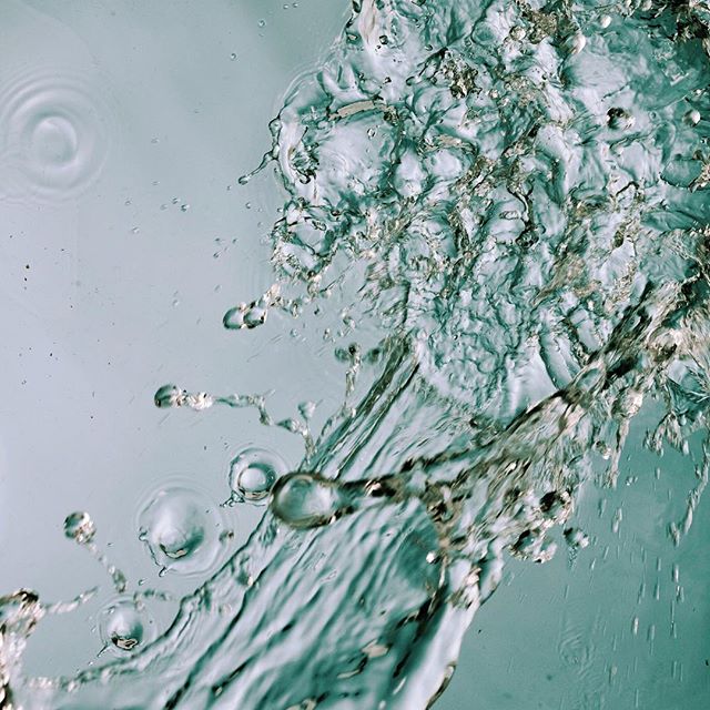 #sneakpeek of a job I art-directed very recently for @powerade ...Very exciting!!! Can&rsquo;t wait to see it &ldquo;out in the wild&rdquo; on the streets of Sydney very soon ☺️💕 #designbytoonice #fromordinarytoextraordinary #artdirection #creatived