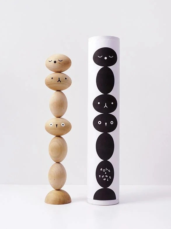 Toto Wooden Game - Rock and Pebble