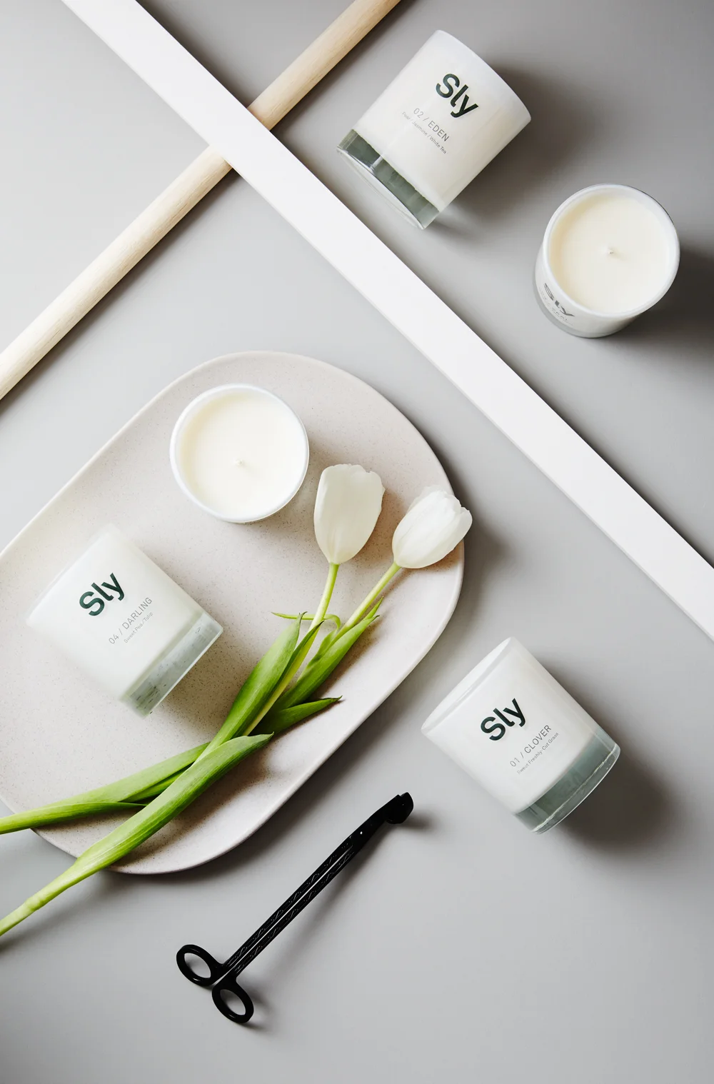 A luxurious range of premium 100% natural soy wax candles