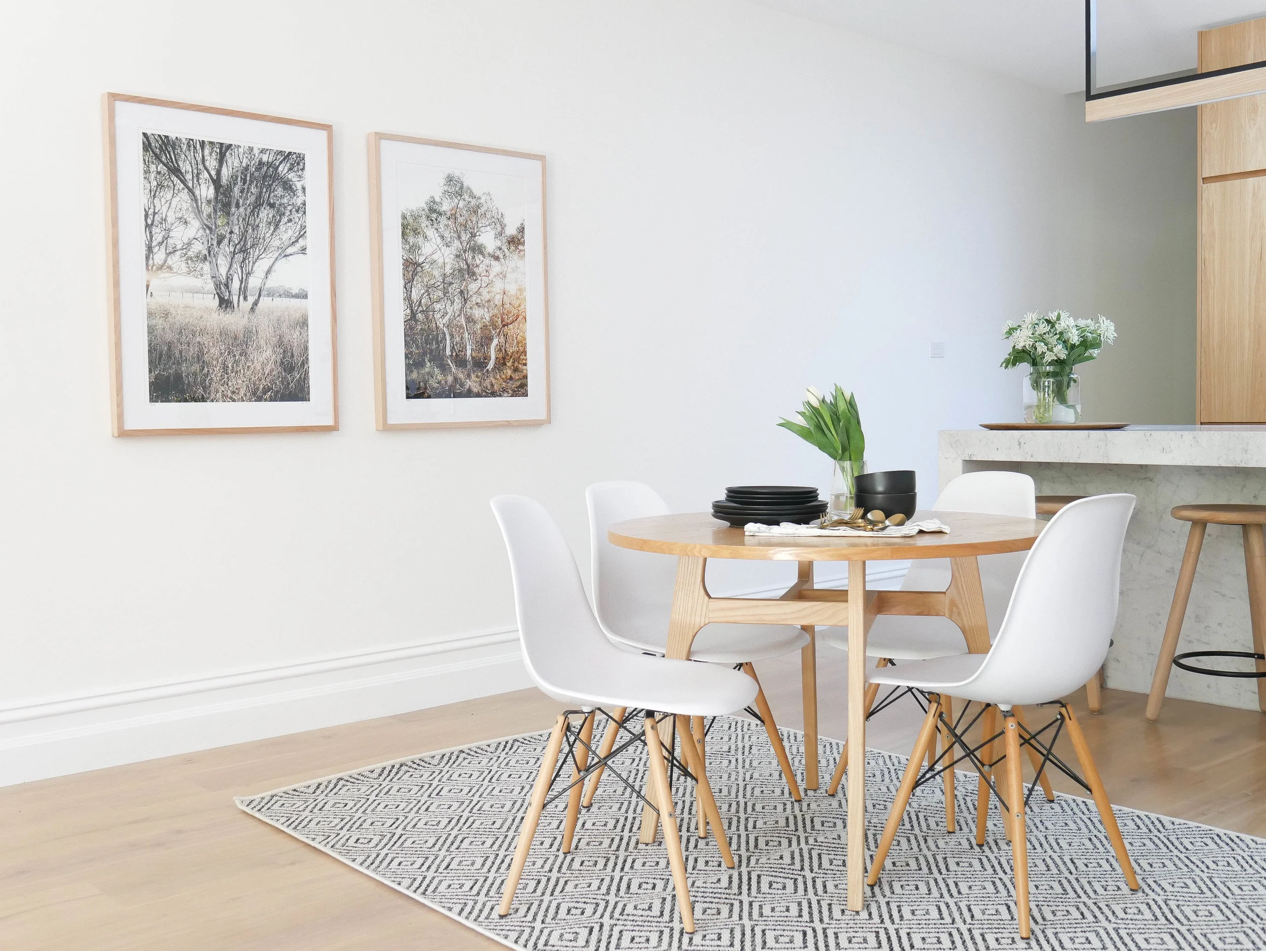 For my dining room I chose the Layton Outdoor Rug as it’s easy to clean, it matches my decor and has the perfect pile and texture for a ‘food area’.