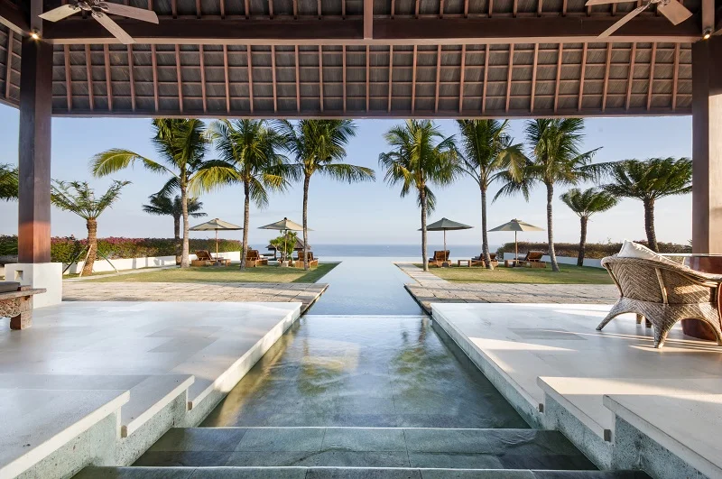 Our Top 10 best pool villas in Bali...