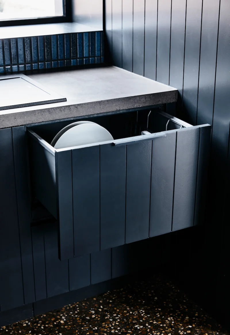 Fisher & Paykel Integrated Double Dishdrawer™ Dishwasher for seamless appliance integration in the Beechworth Farmhouse kitchen | Interior design: Doherty Design Studio | Photography: Derek Swalwell Styling: Jess Lillico
