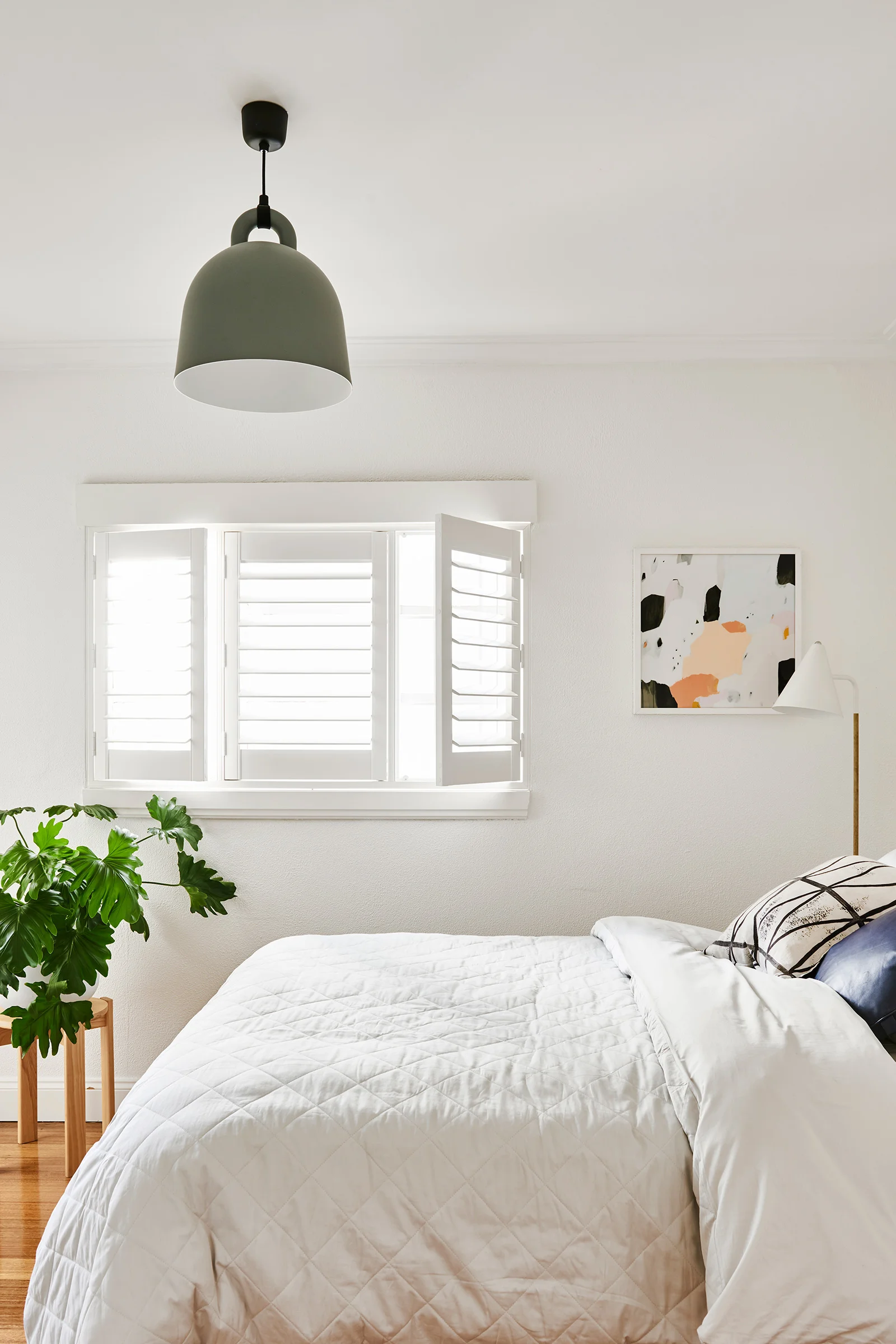 Hunting-for-George-Armadale-Apartment-Lucy-Glade-Wright-30-low-res.jpg