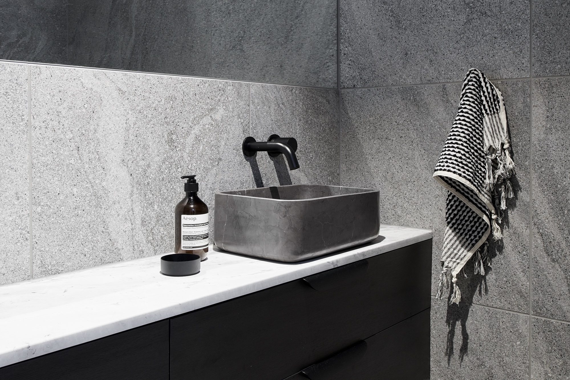 DOT + POP TV POWDER ROOM