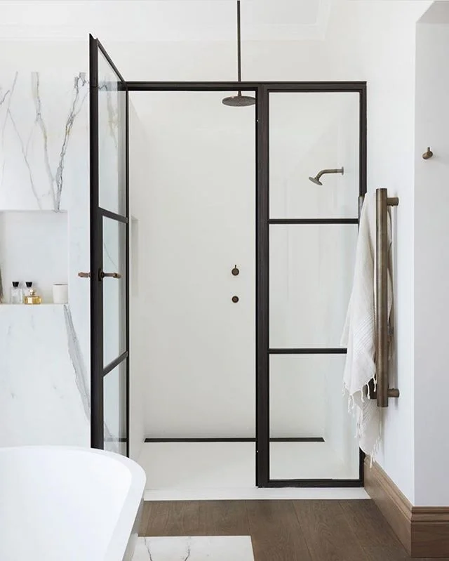 This bathroom is a work of Art... Peppertree House - 
Interiors by @alwillinteriors 
Architecture @luigirosselliarchitects 
Photography @prueruscoe 
As featured on @thelocalproject