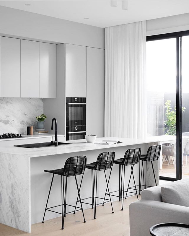 Clean lines, a refined colour palette and oh so beautiful... Kitchen Design &amp; Build by @kubeconstructions 
Sheers @diyblinds 
Styling @trestylist 
Photography @dylanjamesphoto