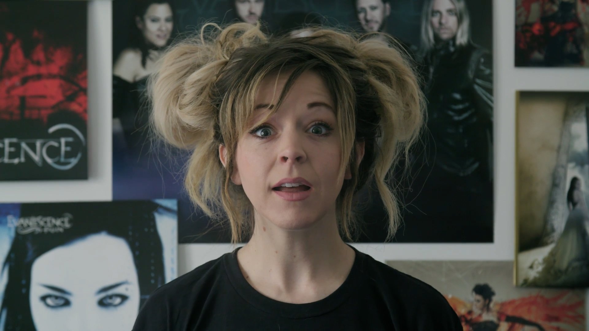 Lindsey Stirling -- Evanescence 2018.mp4.00_00_41_20.Still001.jpg